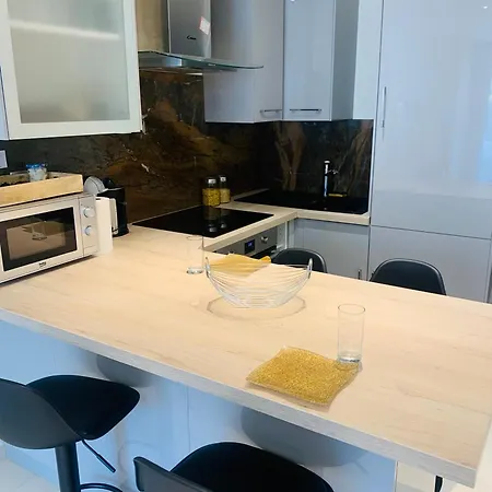 Location T2 Apartment *